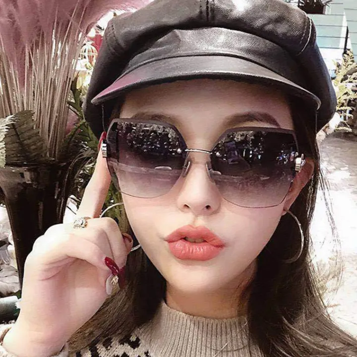 Luxury%20Brand%20Sunglasses%20Women%20Fashion%20Black%20Retro%20Sun%20Glasses%20Women%20Vintage%20Lady%20Summer%20Style%20Sun%20glasses%20Female%20Famous%20UV400%20-%20Image%207