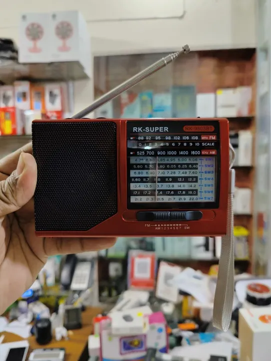 RK%209803%20Bluetooth%209%20Band%20FM%20Radio%20With%20USB%20TF%20Music%20Player%20-%20Image%203