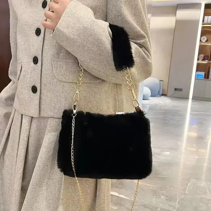 Winter%20Plush%20Tote%20Handbag%20Versatile%20Fluffy%20Shoulder%20Bag%20Soft%20Cute%20Chain%20Crossbody%20Bag%20Fashion%20Women%20Girls%20Small%20Square%20Handbag%20-%20Image%205
