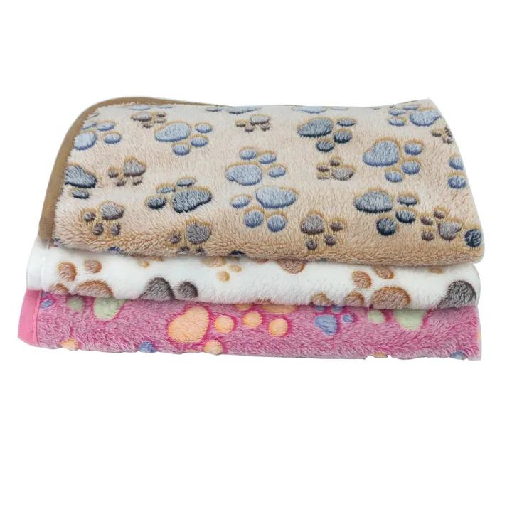Pet%20Soft%20Warm%20Blanket%20Winter%20Coral%20Plush%20Paw%20Print%20Blanket%20Cat%20And%20Dog%20Mattress%20Medium%20Small%20Dogs%20Cats%20Coral%20Fleece%20Pet%20Supplies%20-%20Image%203