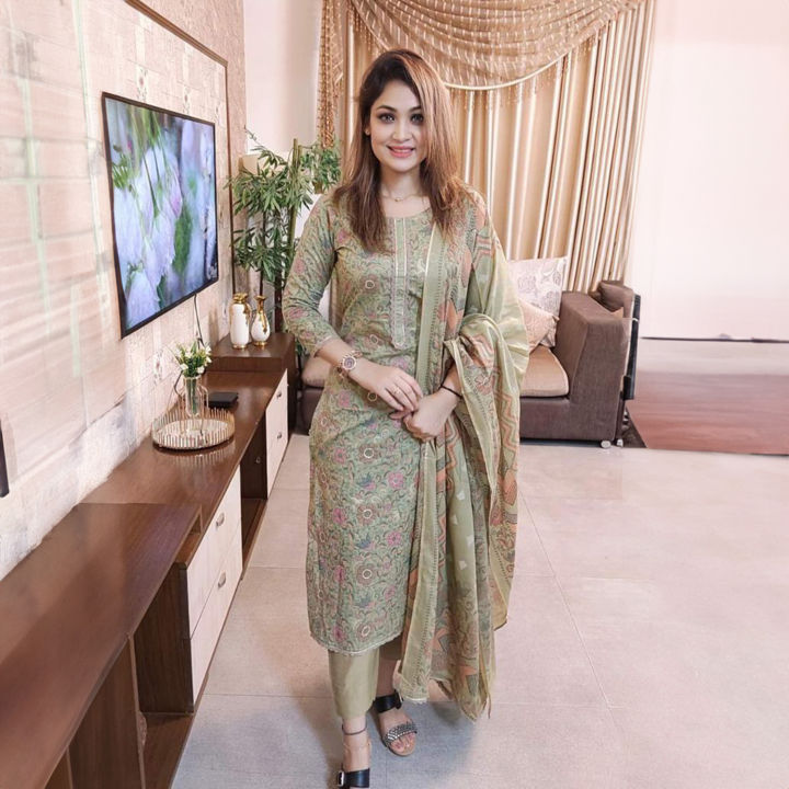 Exclusive Cotton Unstitched Skin Print High-Quality Three Piece Dress for Women-3 piece | Daraz.com.bd Exclusive Cotton Unstitched Skin Print High-Quality Three Piece Dress for Women-3 piece | Daraz.com.bd