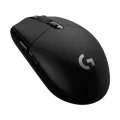 Logitech G304 Lightspeed Wireless Gaming Mouse. 