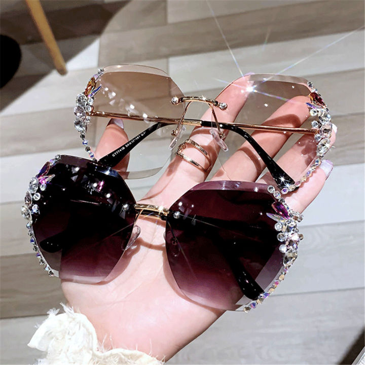 Luxury Brand Design Vintage Rimless Rhinestone Sunglasses Women Men Fashion Gradient Lens Sun Glasses Shades for Female