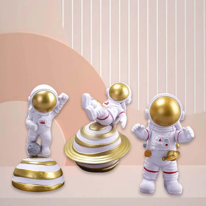 3Pcs%20PVC%20Astronaut%20Statue%20Spaceman%20Figurine%20Action%20Figure%20for%20Shelf%20Bedroom%20Kids%20Gift%20-%20Image%207