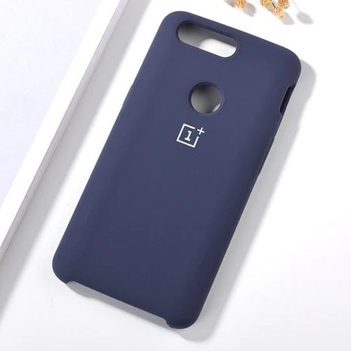 OnePlus%205T%20/%201+5T%20Luxury%20High-Protection%20Smooth%20Soft%20Silicon%20Back%20Cover%20Case%20-%20Image%202