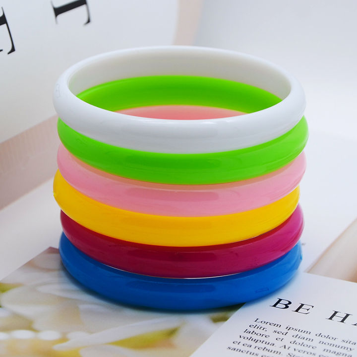 2023%20Trendy%20Wholesale%20Candy%20Color%20Resin%20Bangle%20Bracelet%20Fashion%20Square%20Acrylic%20Plastic%20Bangles%20Bracelet%20Jewelry%20-%20Image%204