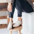 Fashion Square Middle Heel Pointed Toe Ankle Boots Casual Chunky Low Heel Women Short Boots.