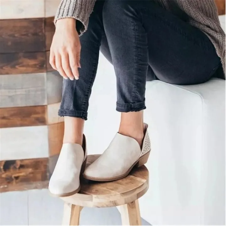 Fashion%20Square%20Middle%20Heel%20Pointed%20Toe%20Ankle%20Boots%20Casual%20Chunky%20Low%20Heel%20Women%20Short%20Boots%20-%20Image%204
