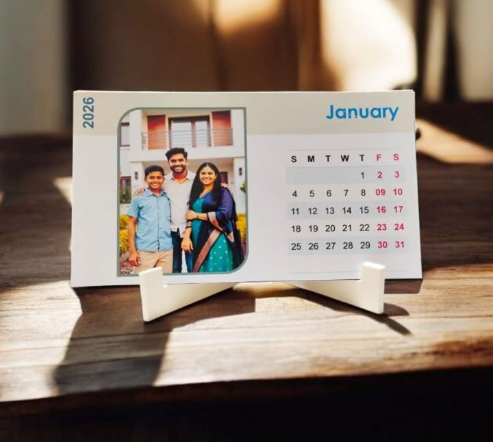 Customised%20Table%20Calendar-2026%20with%20Personnal%20Photo%20-%20Image%205