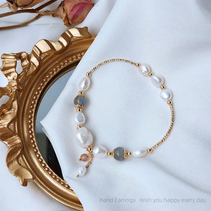 Bright%20Eyes%20Handmade%20Natural%20Freshwater%20Pearl%20Moonlight%20Stone%20Bracelet%20Korean%20Version%20Versatile%20and%20Elegant%20Handicraft%20for%20Women%20-%20Image%204