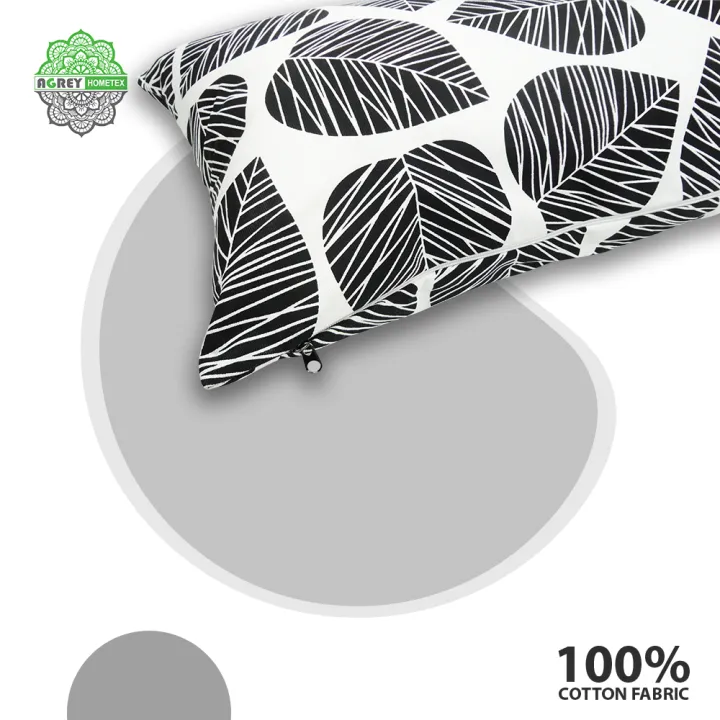 Cotton%20Cover%20With%20Cushion,%20Black%20&%20White%20(20"x12")_Set%20of%202%20-%20Image%203