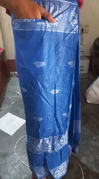 Pocket%20Lungi%20-%20SR%20Sugondha%20Lungi%20-%20100%25%20cotton%20-%20Exclusive%20Design%20-%20Paka%20Rong%20-%20Selai%20Kora%20-%20Stitched%20-%20Lungi%20For%20Men%20-%205%20Hat%20Lungi%20-%20Image%203