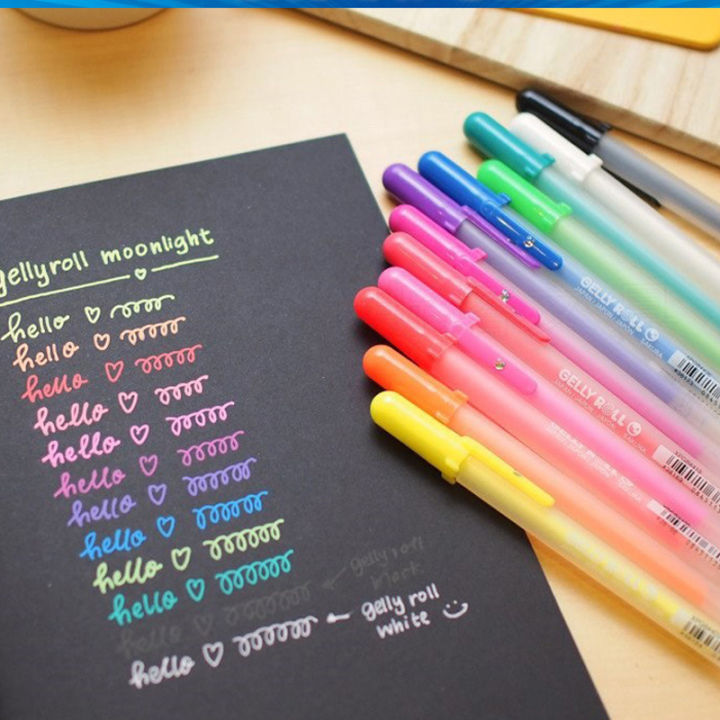 Sakura%20Gelly%20Roll%20Moonlight%20&%20White%20Gel%20ink%20Pen%20%20Set%20Of%2012%20-%20Image%204