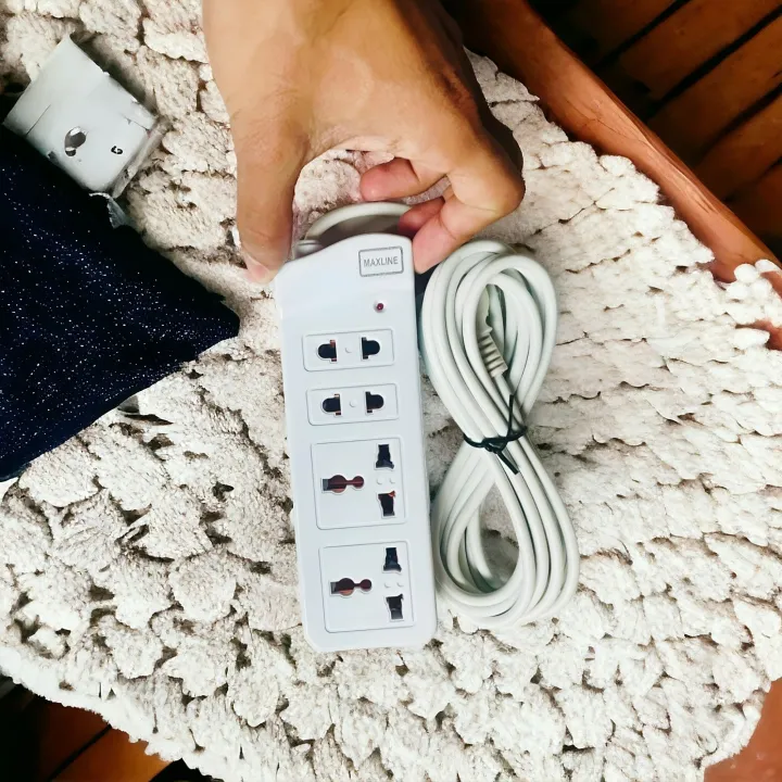 4%20Socket%20Power%20Multiplug%20ML-017%20%E2%80%93%2010/20%20Feet%20Copper%20Cable,%20Fireproof%20Body,%20Power%20Switch%20&%20Indicator%20Light%20-%20Image%204