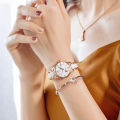 A single-piece calendar diamond-encrusted ceramic fashion watch online celebrity live waterproof student quartz ladies watch. 