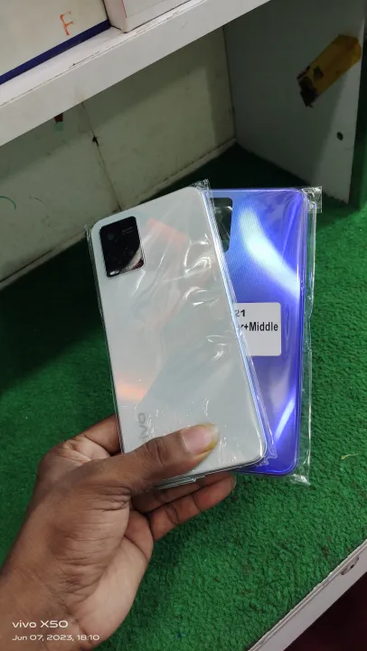 Replacement%20Backshell%20Panel%20for%20vivo%20Y21%20Battery%20Back%20Door%20Back%20panel%20-%20Image%202