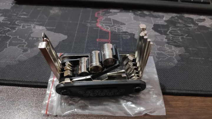 Multi%20-tool%20kit%20Box%20for%20Bicycles%20-%20Image%206