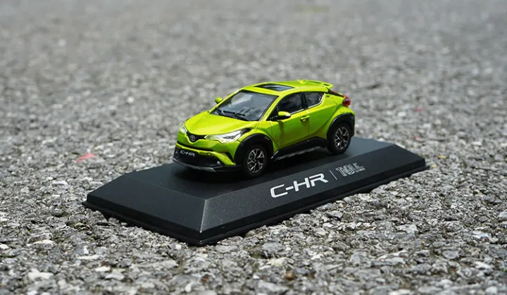 Diecast%201:43%20Scale%20Die-cast%20Alloy%20TOYOTA'S%20C-HR%20CHR%20Vehicle%20Model%20Car%20Toys%20Adult%20Child%20Boys%20Gifts%20Collection%20Display%20Souvenir%20-%20Image%206