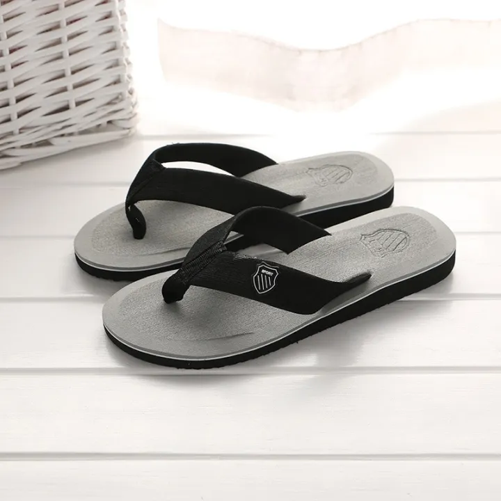 2023%20Summer%20Slippers%20Men%20Flip%20Flops%20Beach%20Sandals%20Non-slip%20Casual%20Flat%20Shoes%20Slippers%20Indoor%20House%20Shoes%20for%20Men%20Outdoor%20Slides%20-%20Image%204