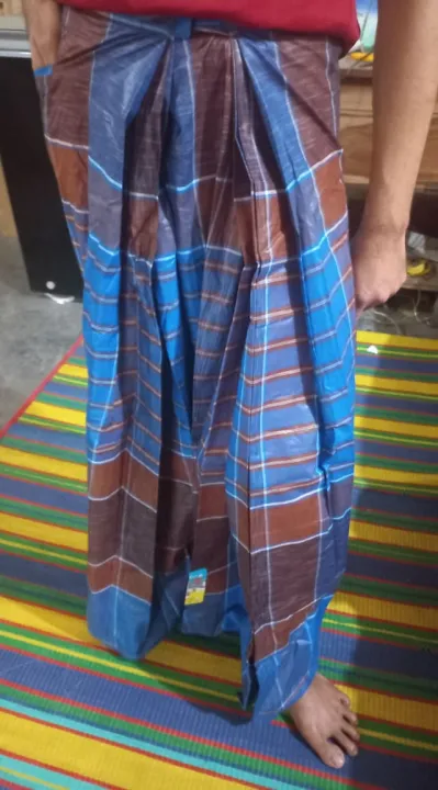 Pocket%20Lungi%20-%20SR%20Bosundhora%20Lungi%20-%20100%25%20cotton%20-%20Exclusive%20Design%20-%20Paka%20Rong%20-%20Selai%20Kora%20-%20Stitched%20-%20Lungi%20For%20Men%20-%205%20Hat%20Lungi%20-%20Image%205