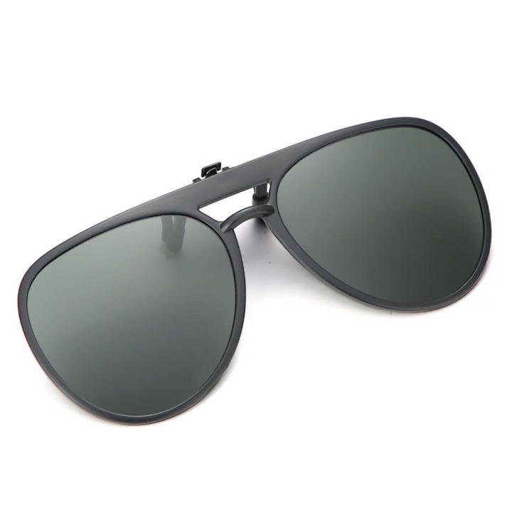 Lightweight%20Clip-on%20sunglasses%20Convenient%20Adjustable%20Polarized%20Anti-glare%20glasses%20UV400%20Night%20vision%20for%20Outdoor%20activities%20Sports%20enthusiasts%20Driving%20at%20night%20Protection%20against%20harmful%20UV%20rays%20-%20Image%207