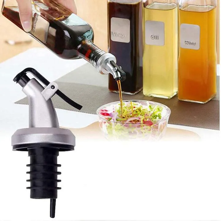 1%20pcs%20Oil%20Bottle%20Cap%20Dispenser%20Nozzle%20Stopper%20Pourer%20Leak-Proof%20Oil%20Bottle%20Suitable%20for%20bottles%20with%20a%20inner%20diameter%20of%2014-18mm%20(Black%20and%20Silver)%20-%20Image%202