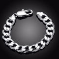 Stainless Steel Chain Bracelet for Men Fashion Metal Jewelry Durable and Stylish Accessory.