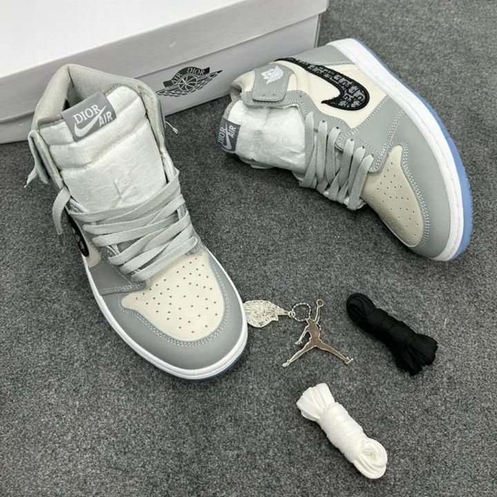 Men's%20Running%20Shoes%20New%20Model%20Top%20Quality%20Multicolour%20High%20Neck%20Sneakers%20-%20Premium%20Footwear%20for%20Mens%20-%20Image%202