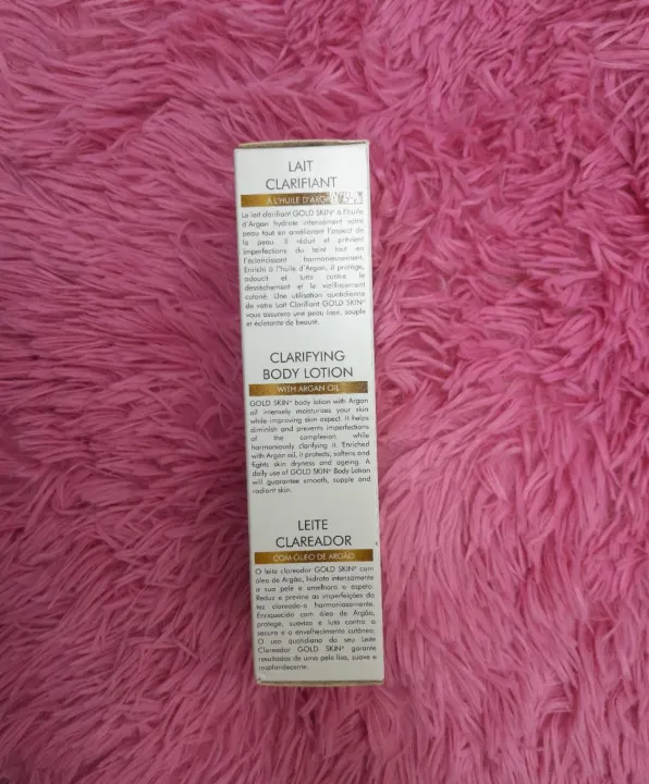 Gold%20Skin%20Clarifying%20Body%20Lotion%20with%20Argan%20Oil%20450ml%20-%20Image%203