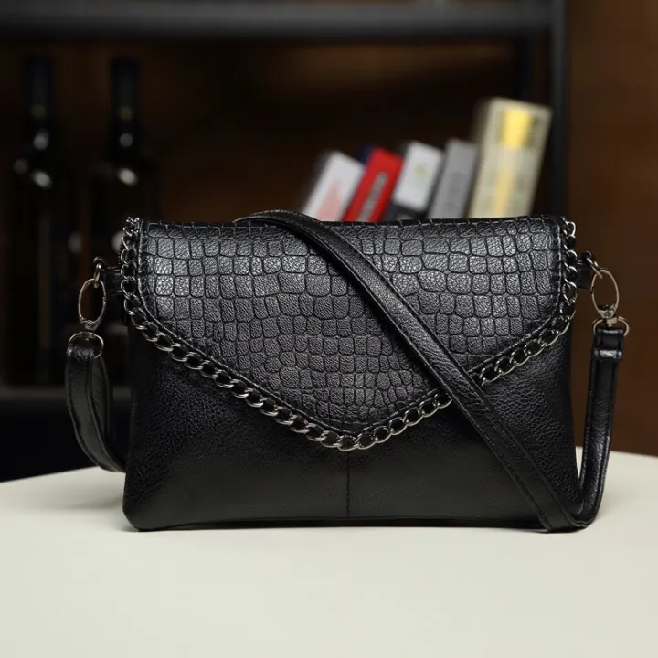 Casual%20Crossbody%20Bag%20Female%20Shoulder%20Messenger%20Bags%20Black%20PU%20Leather%202022%20Trend%20Women%20Stone%20Print%20Chain%20Envelope%20Clutch%20Purses%20-%20Image%202