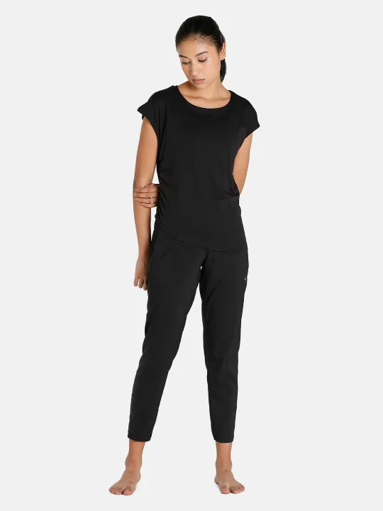 PUMA%20StudioTaperedWovenPant%20Woven%20Pants%20for%20Women%20-%20Image%206