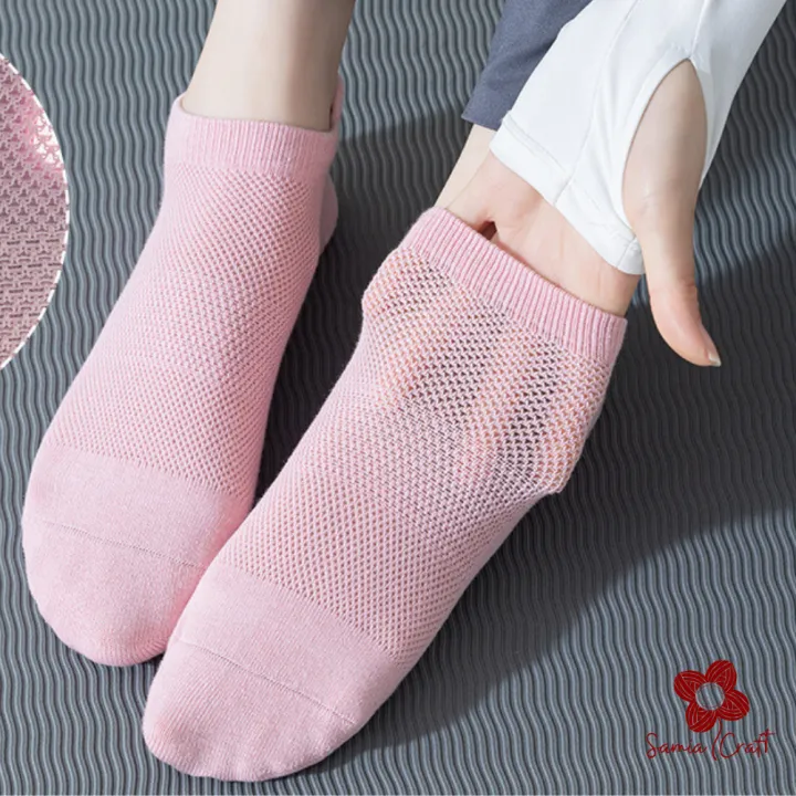 Samia%20Carft%20Yoga%20indoor%20professional%20sports,%20dance%20fitness%20special%20silicone%20non-slip%20socks%20-%20Image%202