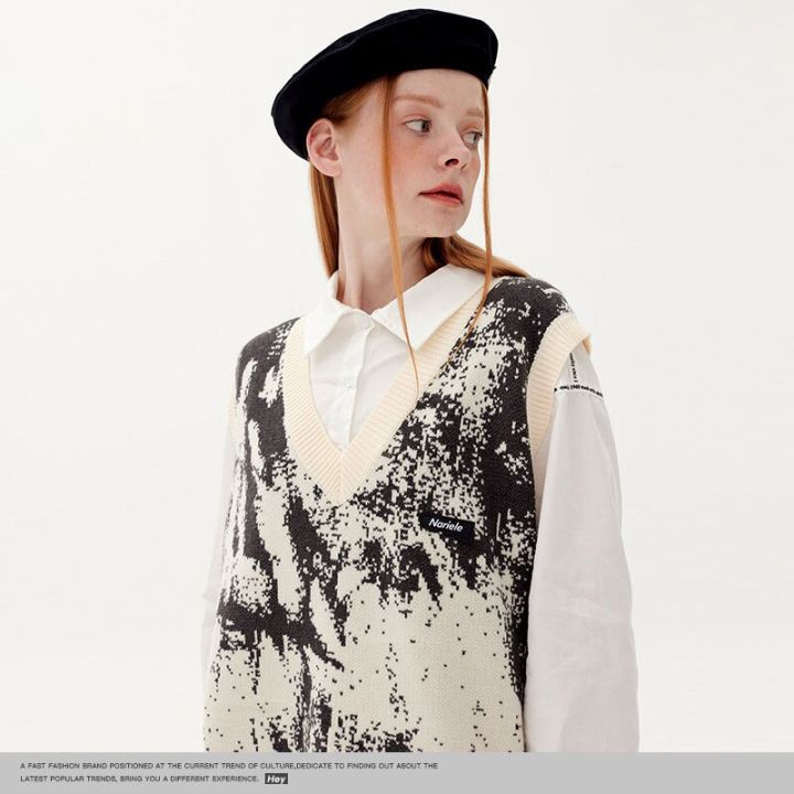 Paired%20Sweater%20Vest%20Korean%20Fashion%20Jacquard%20Knitting%20Vests%20Y2k%20Casual%20V-Neck%20Sleeveless%20Oversized%20Harajuku%20Men%20Clothing%20Winter%20-%20Image%204