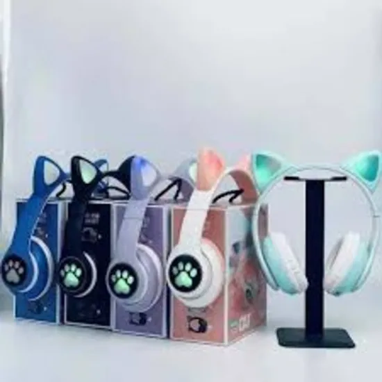 STN-28%20Over%20Ear%20Music%20Headset%20Glowing%20Cat%20Ear%20Headphones%20Foldable%20Wireless%20BT5.0%20Earphone%20with%20Mic%20AUX%20in%20TF%20Card%20MP3%20Player%20Colorful%20LED%20Lights%20for%20PC%20Laptop%20Computer%20Mobile%20Phone%20-%20Image%204