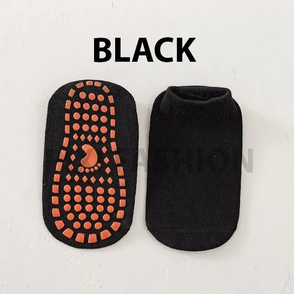 Kids%20Anti-Slip%20Socks%20with%20Cartoon%20Print%20-%20Comfortable%20Cotton%20Blend%20Floor%20Socks%20for%20Boys%20and%20Girls%201-4%20Years%20-%20Image%206