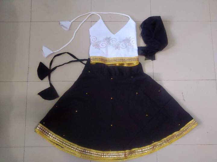 Western%20stylish%20skrit%20for%20baby%20girls%20party%20dress%20skart+top+orna%200-3%20YEARS%20Girls%20-%20Image%205