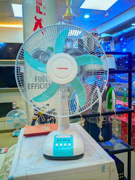 JAMUNA RECHARGEABLE FAN SOLAR BREEZE 16"