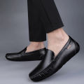 【selevn roind】 Genuine Leather Men Casual Shoes Luxury Brand Soft Mens Loafers Moccasins Breathable Slip on Black Driving Shoes Plus Size 37-47. 