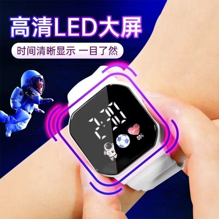 Spaceman%20Watch%20Primary%20School%20Children%20Girls%20Boys%20Junior%20High%20School%20Good-looking%20Children%20Waterproof%20Luminous%20Electronic%20Watch%20-%20Image%204