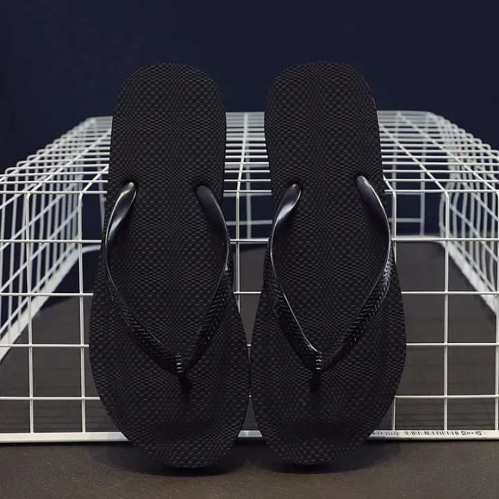 Solid%20Color%20Non-slip%20Leisure%20Couple%20Slippers%20Women%20Summer%20Beach%20Slippers%20Outdoor%20Women%20Flip%20Flops%20Breathable%20Beach%20sandals%20women%20-%20Image%205