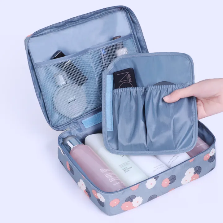 Waterproof%20Multifunctional%20Makeup%20Organizer%20Bag%20for%20Girls%20-%20Large%20Capacity%20Portable%20Cosmetic%20Bag%20for%20Female%20-%20Travel%20Make%20up%20Bags%20and%20Organizers%20for%20Women%20New%20Collection%20-%20Image%2010