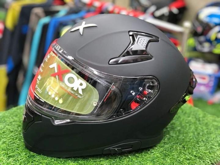 Axor%20Apex%20DOT%20&%20ECE%20Certified%20Helmets%20for%20the%20bikers%20-%20Image%203
