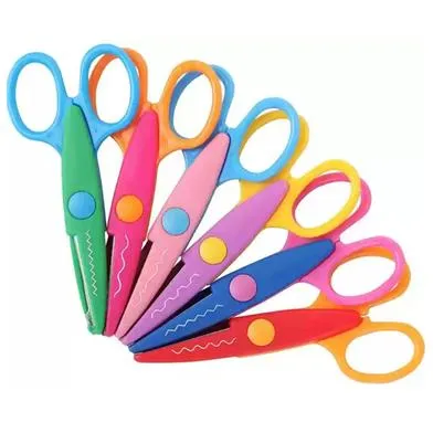 Art%20And%20Craft%20Zig%20Zag%20paper%20Scissor%201%20piece%20-%20Image%203