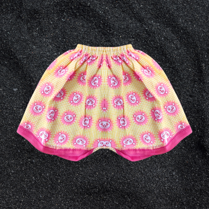 3%20PCS%20Printed%20Soft%20Cotton%20Half%20Pant%20for%20Baby%20Girls%20-%20Multicolor%20Combo%20Pack%20-%20Image%205