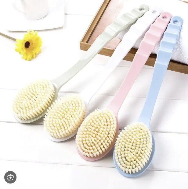 Bath Shower Back Brush Scrubber Skin Cleaning Massager Long Handled Plastic Body