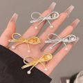 1/2Pcs Y2K Metal Pearl Bow Hairpin Fashion Design Hair Clip for Girls Female Hair Accessories.
