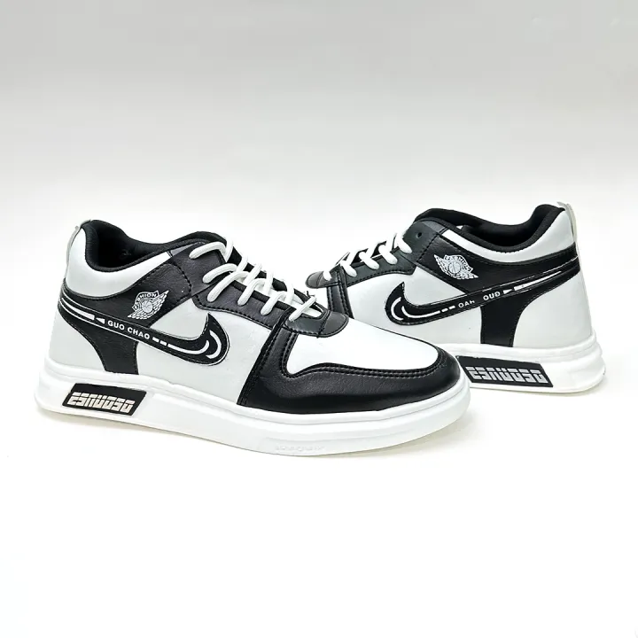 New%20Black%20and%20White%20Collection%20Stylish%20and%20Fashionable%20Summer%20and%20Winter%20Exclusive%20Sneakers%20Converse%20Shoes%20for%20Men%20-%20Image%207