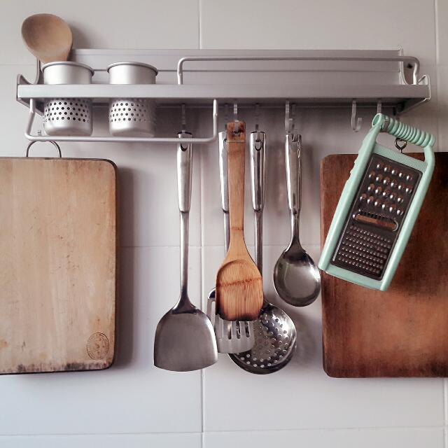 Multipurpose%20Utensils%20Aluminium%20Kitchen%20Utensils%20Organizer%20Holder%2023%20%20Wall%20Mounted%20-%20Image%204