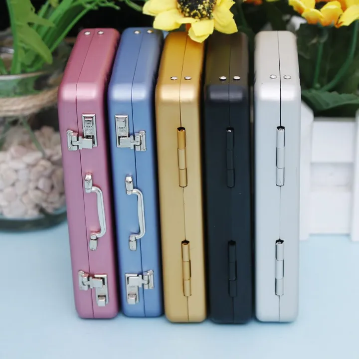 Mini%20Metal%20card%20holder%20Sleek%20Suitcase-style%20Metal%20Mini%20suitcase%20holder%20Bank%20card-sized%20Bank%20card%20holder%20box%20case%20for%20Business%20professionals%20Travelers%20Office%20use%20organization%20-%20Image%209