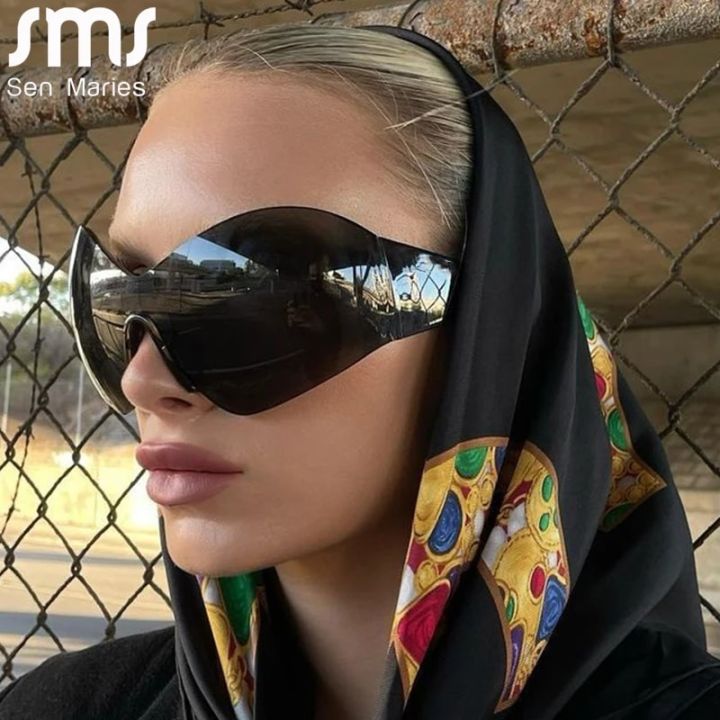 New Steampunk Oversized Sunglasses for Women Trends Punk Y2k Sun Glasses Goggle Men 2000'S Brand Designer Eyewear De Sol Oculos Moonlight Shines
